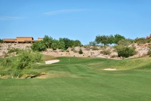 Laughlin Ranch 8th Approach